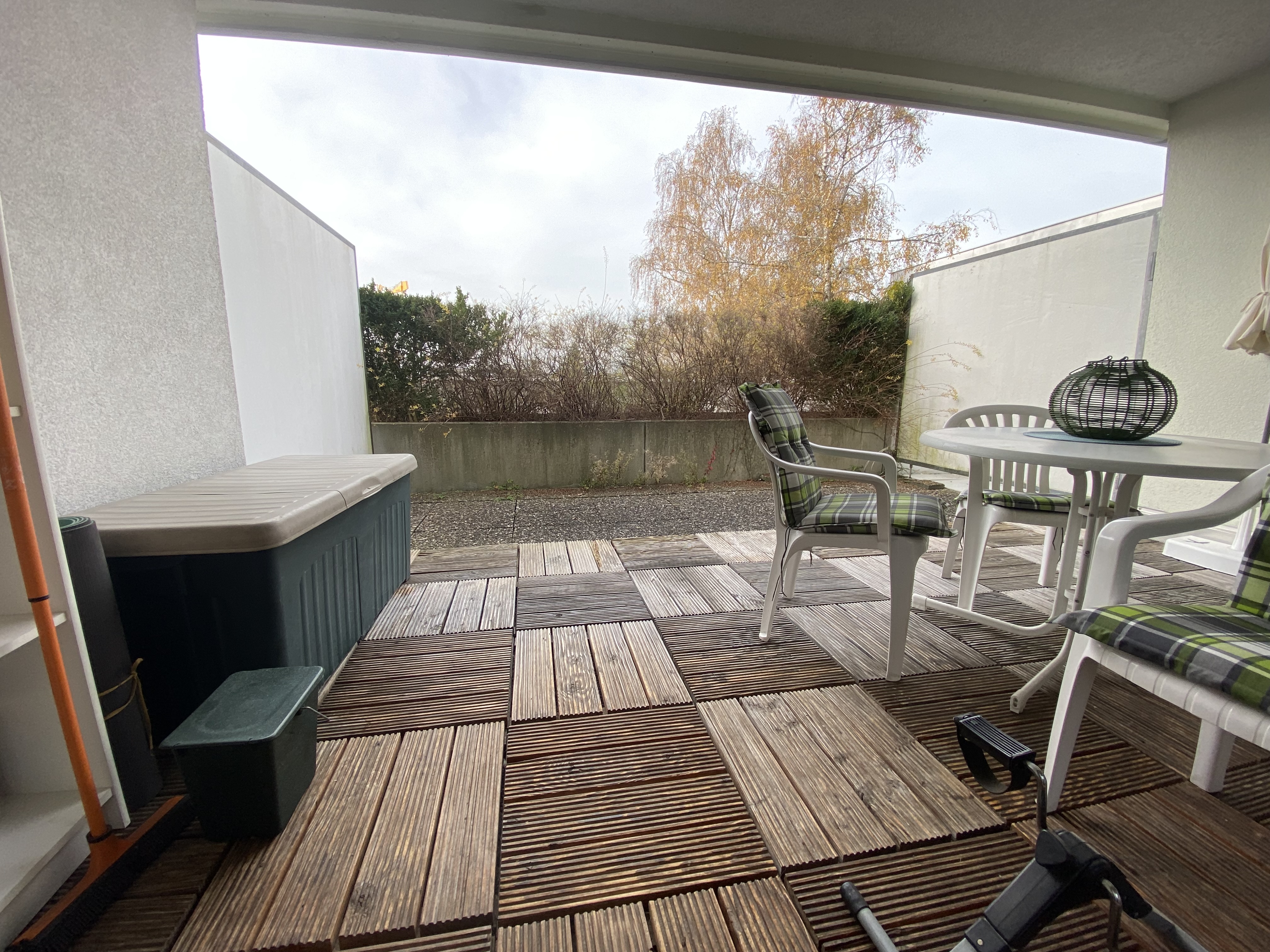 &quot;ohne Provision&quot; gemütliche, kleine 2 Zimmer Terrassenwohnung