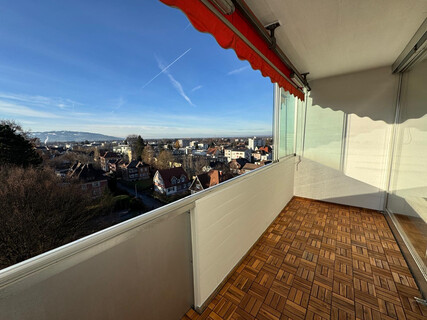 Ruhige, zentrale, lichtdurchflutete Wohnung mit Blick über Dornbirn inkl. Parkplatz