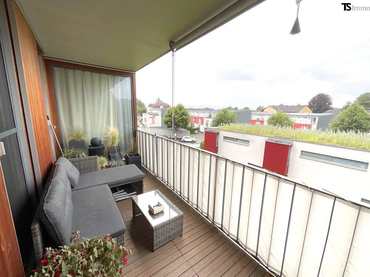 Hard: 2-Zimmer-Wohnung ca. 58 m2 in Hard mit Balkon, Wintergarten inklusive 1 Tiefgaragenplatz