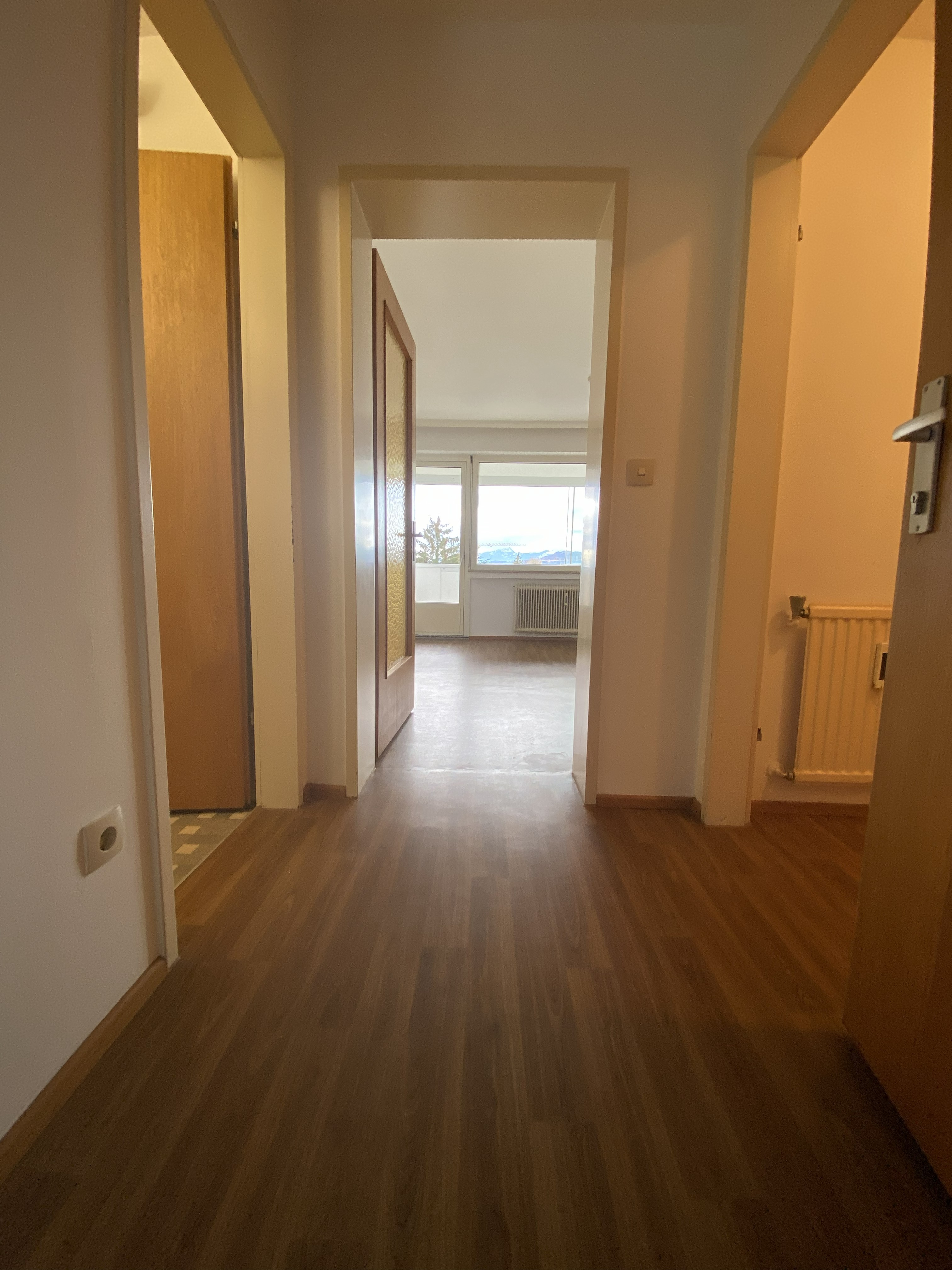 ohne Provision -  gemütliche 1 Zimmer Wohnung mit verglastem Balkon