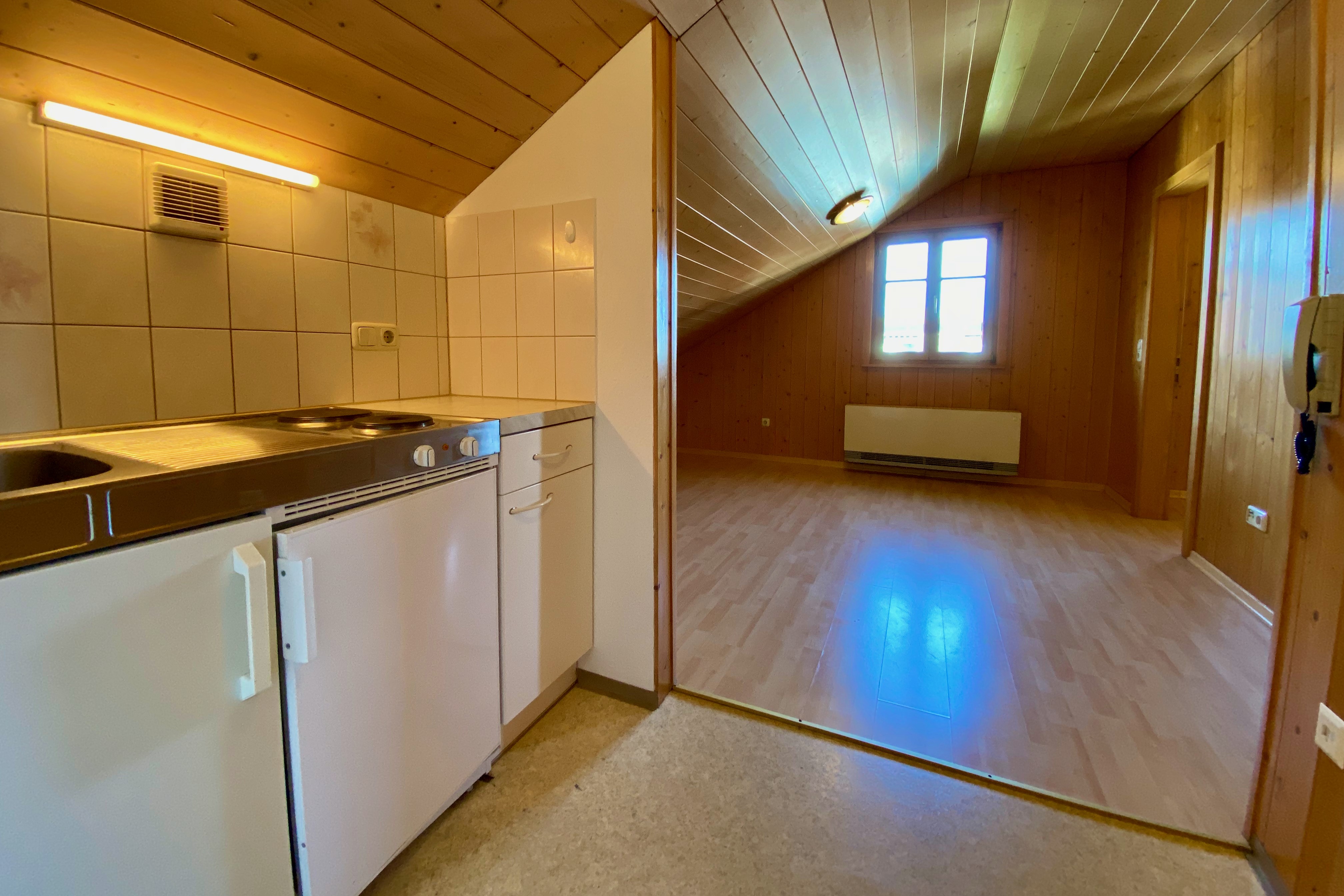 ohne Provision - kleine, gemütliche 2 Zimmer Wohnung