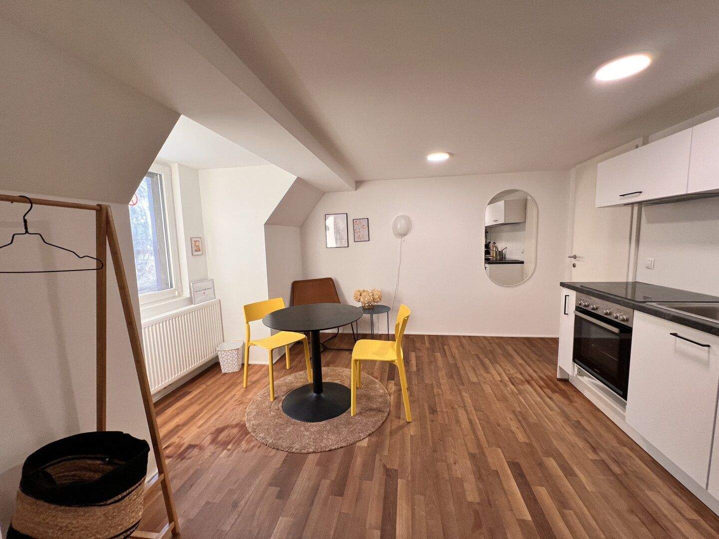 Voll ausgestattete 2 Zimmer Wohnung für Kurzzeitmiete, Nähe FH Dornbirn - ideal für Studenten (1- 6 Monate)