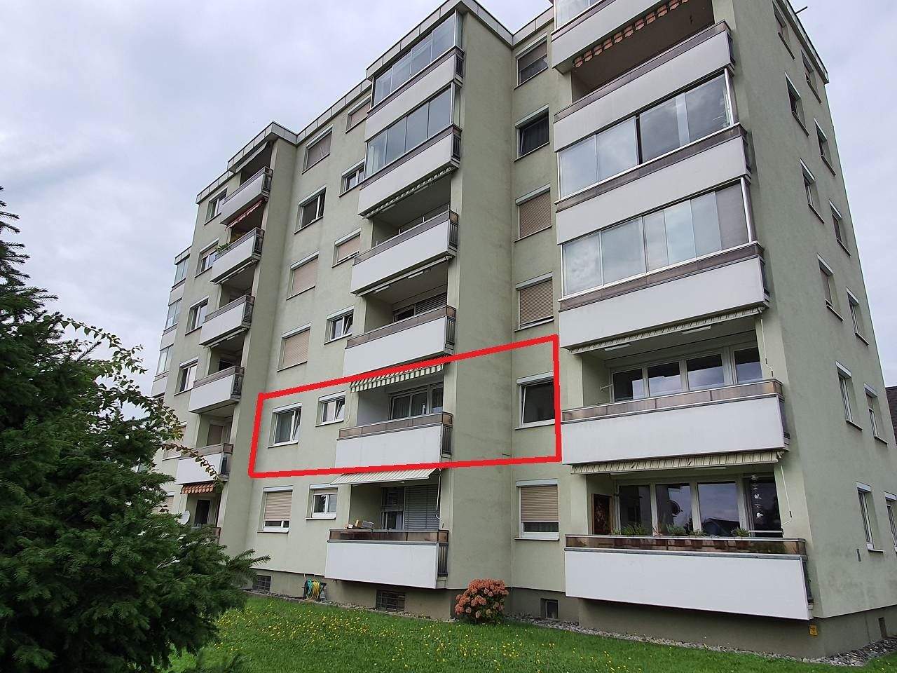 Wohnung zur Miete790 €790&nbsp;€Nettokaltmiete3 Zimmer&nbsp;&nbsp;•&nbsp;&nbsp;60 m²&nbsp;&nbsp;•&nbsp;&nbsp;1. GeschossLerchenstraße 4, Wolfurt (6922)Berechne die FahrtzeitZur Arbeit, zur SchuleAnrufenKontaktieren