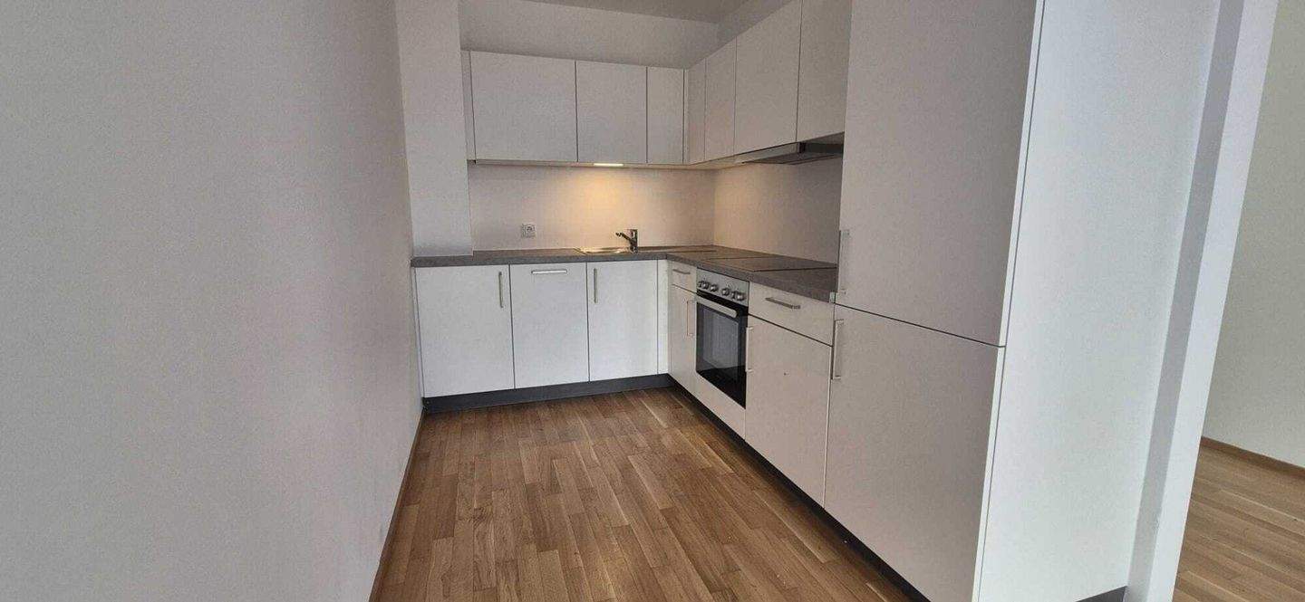 Wohnung zur Miete818.97 €819&nbsp;€Nettokaltmiete2 Zimmer&nbsp;&nbsp;•&nbsp;&nbsp;50,5 m²Poststraße, Dornbirn (6850)Berechne die FahrtzeitZur Arbeit, zur SchuleAnrufenKontaktieren