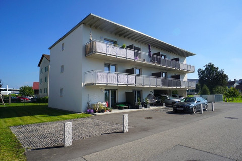 Neuwertige 2-Zimmerwohnung in ruhiger Lage, grenznah