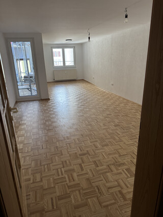 Generalsanierte 2‑Zimmer‑Stadtwohnung mit großem Wohn-Essbereich im Herzen von Bregenz