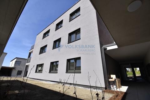 Dachgeschosswohnung (Erstbezug) nach Neubau!